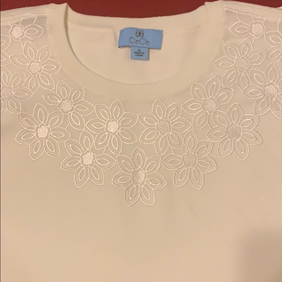 CeCe of Nordstrom Women’s Off White Sweater size XL - Picture 5 of 6